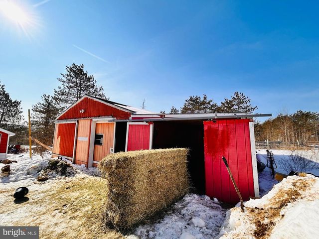 1800 ROSS RD, Curwensville, PA 16833