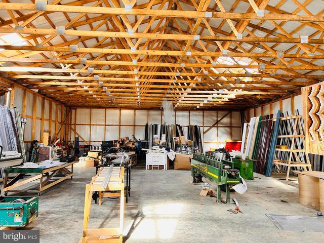 1800 ROSS RD, Curwensville, PA 16833