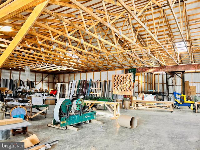 1800 ROSS RD, Curwensville, PA 16833