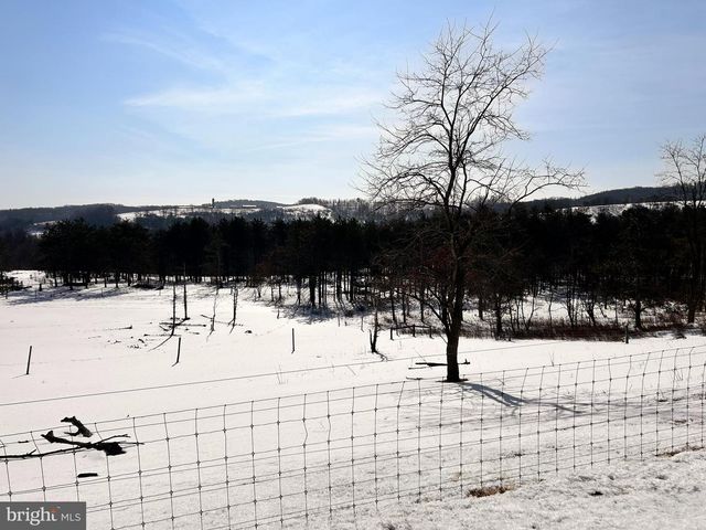 1800 ROSS RD, Curwensville, PA 16833