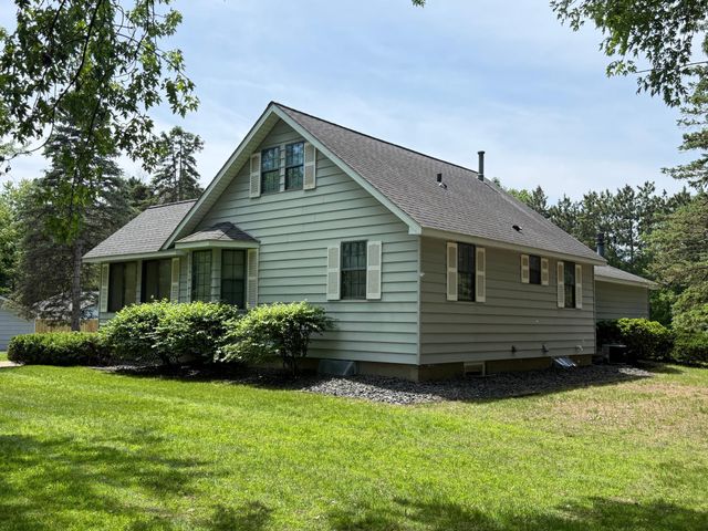 8428 Eastwood Road, Mounds View, MN 55112