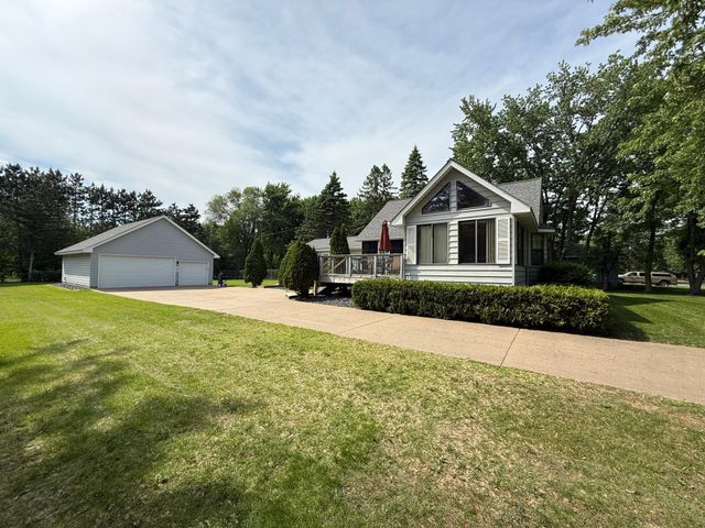 8428 Eastwood Road, Mounds View, MN 55112