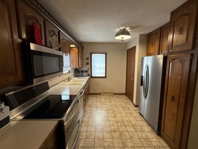8428 Eastwood Road, Mounds View, MN 55112