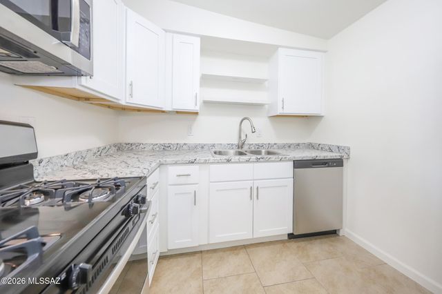 2012 S Beverly Avenue, Tucson, AZ 85711