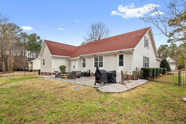 610 Orchard Falls Drive, Spring Lake, NC 28390