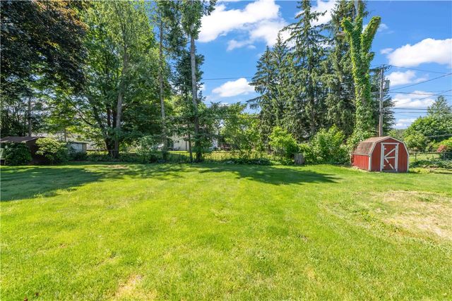 389 Sharon Drive, Greece, NY 14626