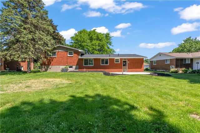 389 Sharon Drive, Greece, NY 14626