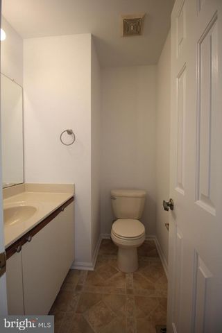 37-F MELROSE RD, Princeton, NJ 08540