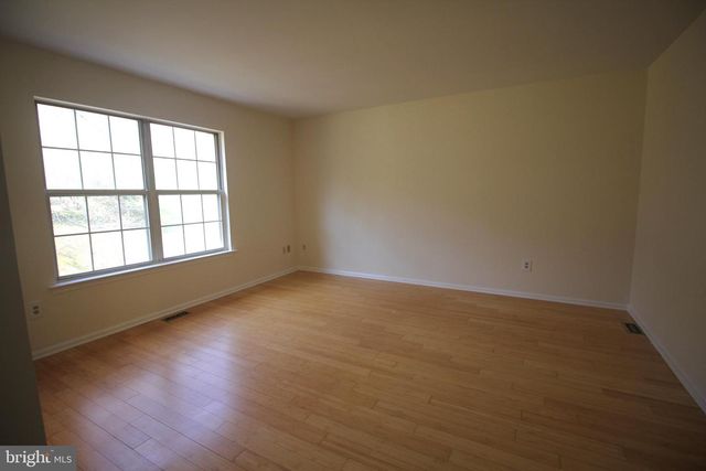 37-F MELROSE RD, Princeton, NJ 08540