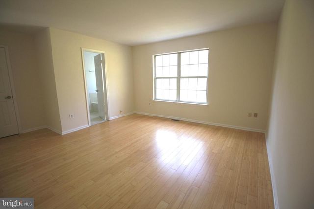 37-F MELROSE RD, Princeton, NJ 08540