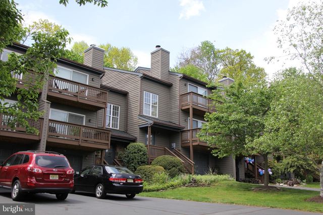 37-F MELROSE RD, Princeton, NJ 08540
