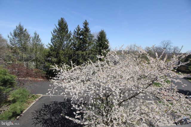 37-F MELROSE RD, Princeton, NJ 08540