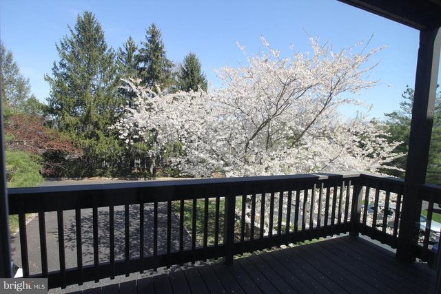 37-F MELROSE RD, Princeton, NJ 08540