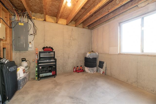 769 Laurel Wood Street, Kalamazoo, MI 49009