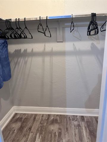 846 NW 8th St, Hallandale Beach, FL 33009