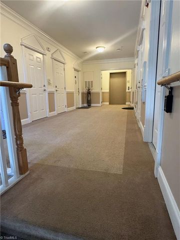 200 Lennox Drive 2D, Jamestown, NC 27282