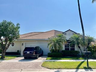 2921 Twin Oaks Way, Wellington, FL 33414