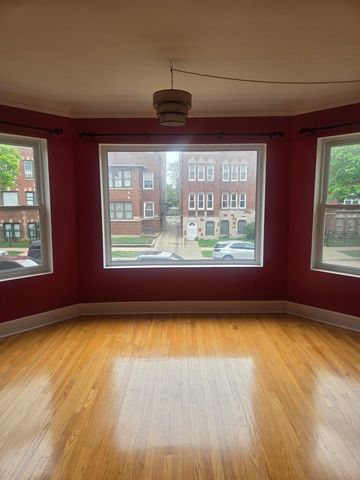 6926 S Paxton Avenue 1N, Chicago, IL 60649