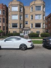 6926 S Paxton Avenue 1N, Chicago, IL 60649