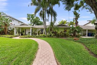 648 GENEVA PLACE, Tampa, FL 33606