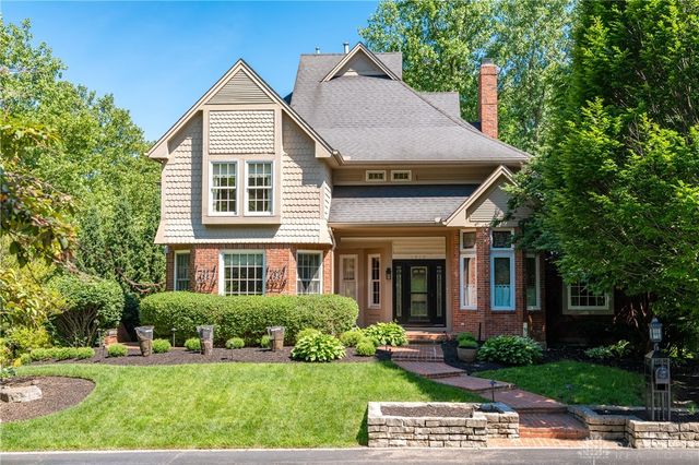 1910 Rustling Oak Court, Washington Twp, OH 45459