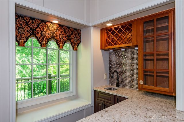 1910 Rustling Oak Court, Washington Twp, OH 45459