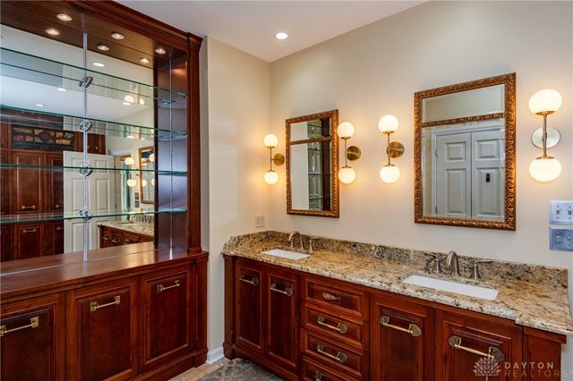 1910 Rustling Oak Court, Washington Twp, OH 45459