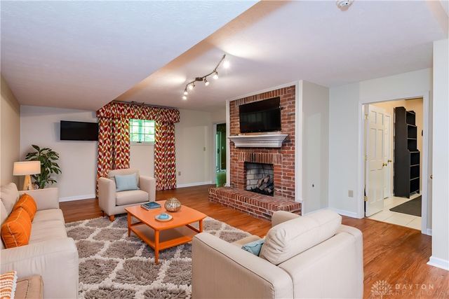 1910 Rustling Oak Court, Washington Twp, OH 45459