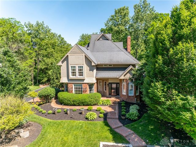 1910 Rustling Oak Court, Washington Twp, OH 45459