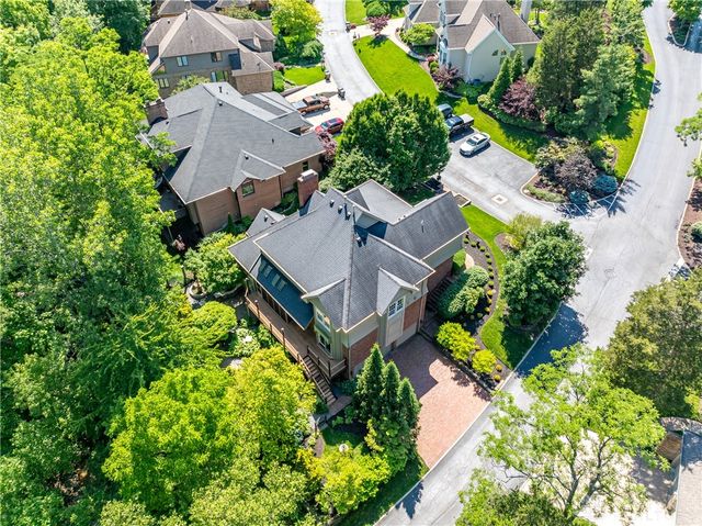 1910 Rustling Oak Court, Washington Twp, OH 45459