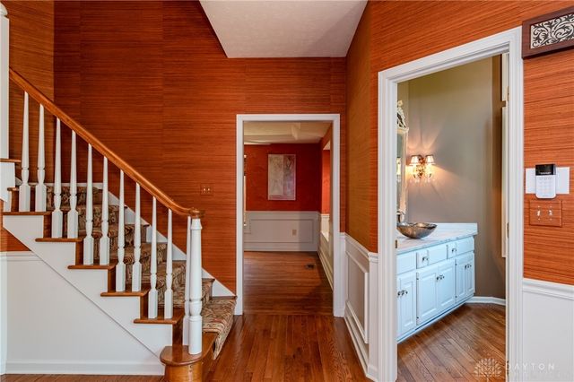 1910 Rustling Oak Court, Washington Twp, OH 45459