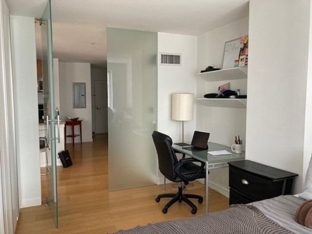 16 Miner St 510, Boston, MA 02215