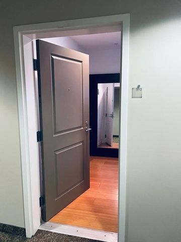 16 Miner St 510, Boston, MA 02215