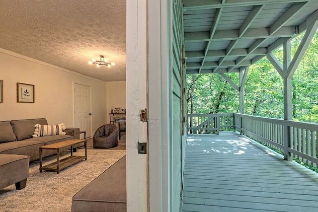 63 Mint Lane, Clayton, GA 30525