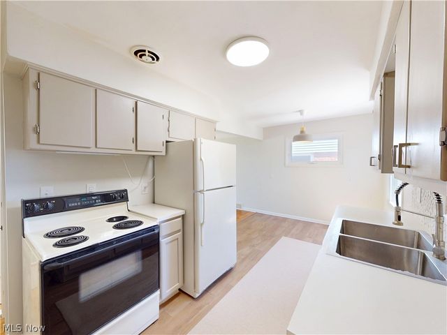 1713 Empire Road, Wickliffe, OH 44092