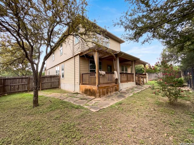 207 REDBIRD CIR, San Antonio, TX 78253