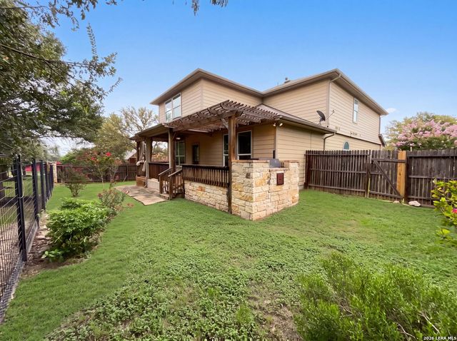 207 REDBIRD CIR, San Antonio, TX 78253