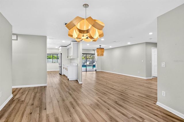 5107 LANAI WAY, Tampa, FL 33624