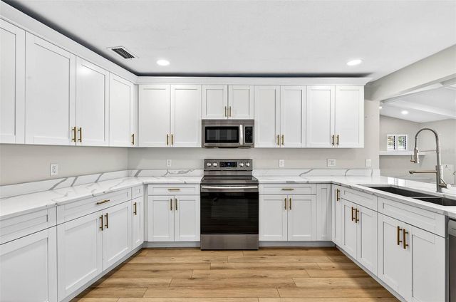 5107 LANAI WAY, Tampa, FL 33624