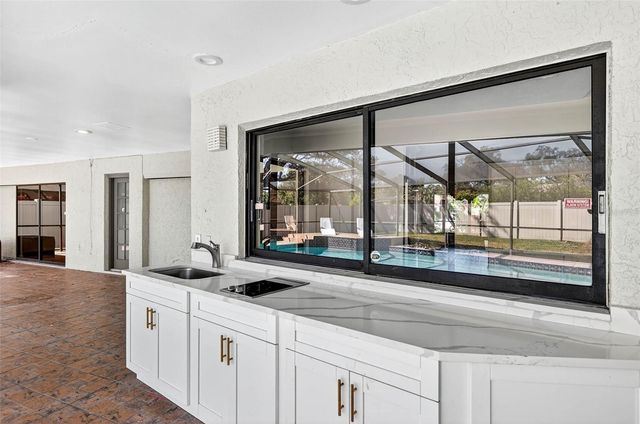 5107 LANAI WAY, Tampa, FL 33624