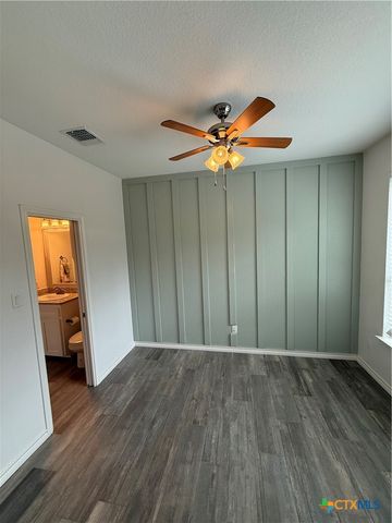 1211 W 6th Street, Lampasas, TX 76550