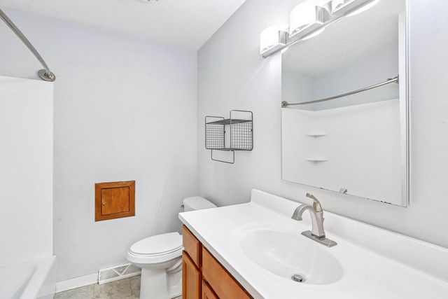 2218 Catalpa ROAD, Madison, WI 53713