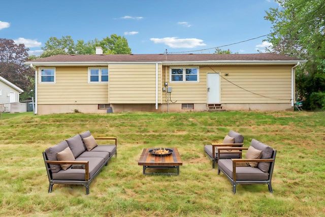 2218 Catalpa ROAD, Madison, WI 53713