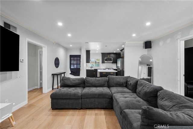 10844 Dempsey, Granada Hills, CA 91344