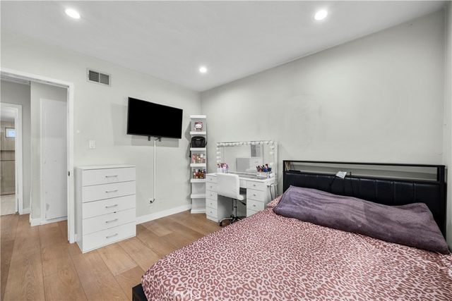 10844 Dempsey, Granada Hills, CA 91344