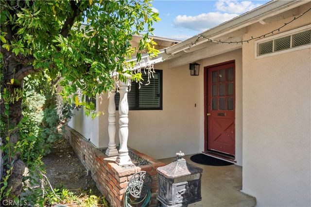 10844 Dempsey, Granada Hills, CA 91344