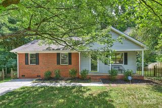6115 Coltswood Court, Charlotte, NC 28211