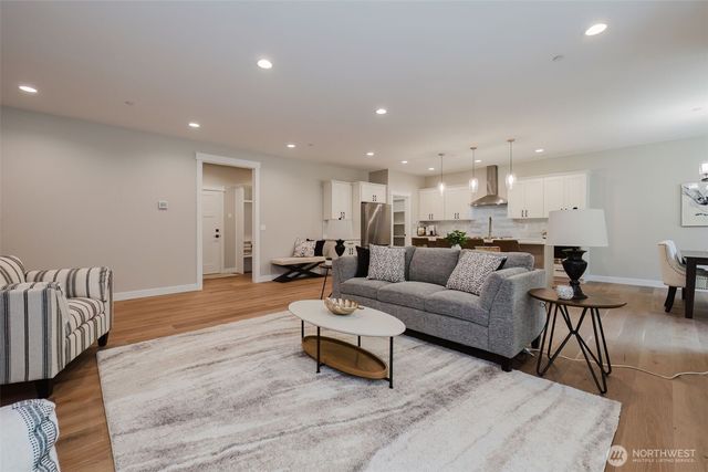 1662 SW Cozy Lane, Port Orchard, WA 98367