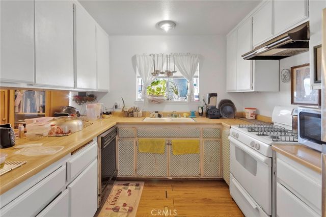 14720 Main Street, Hesperia, CA 92345