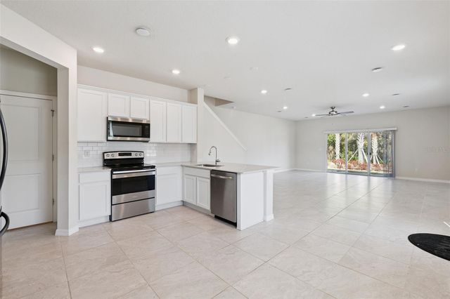 4501 SPARKLING SHELL AVENUE, Kissimmee, FL 34746